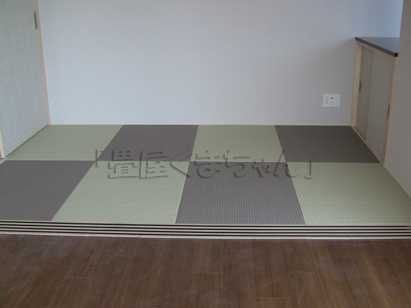 琉球畳東レ敷楽 引目織　半畳２色敷き　15ミリ厚